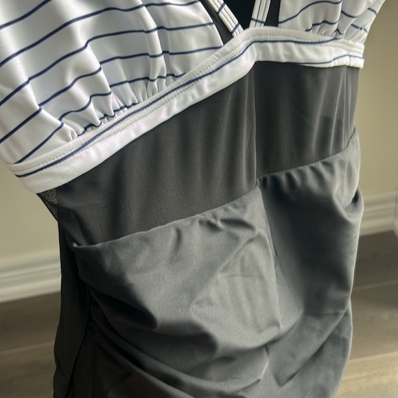 Striped V-neck tummy control one piece monokini with sheer mesh high waist. - Picture 16 of 16